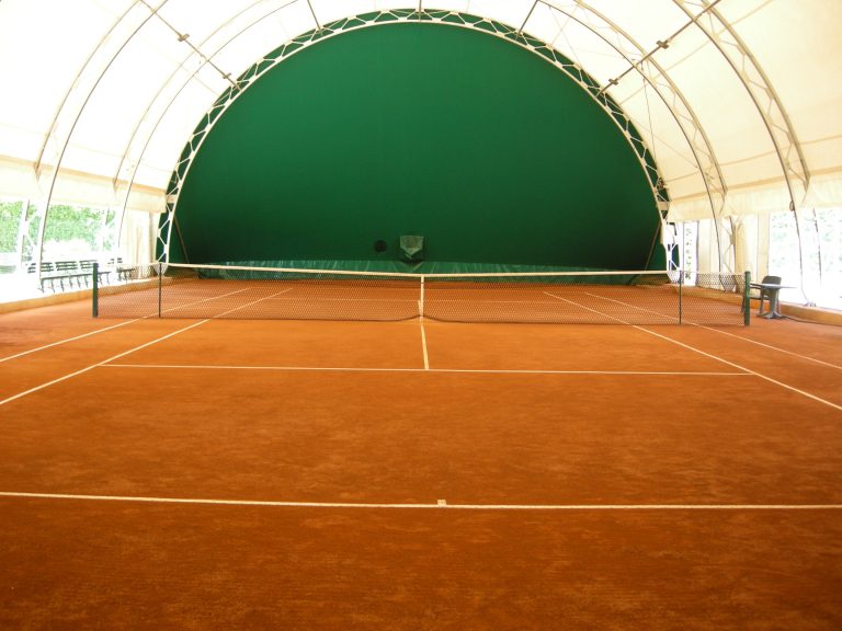 Tennis Club